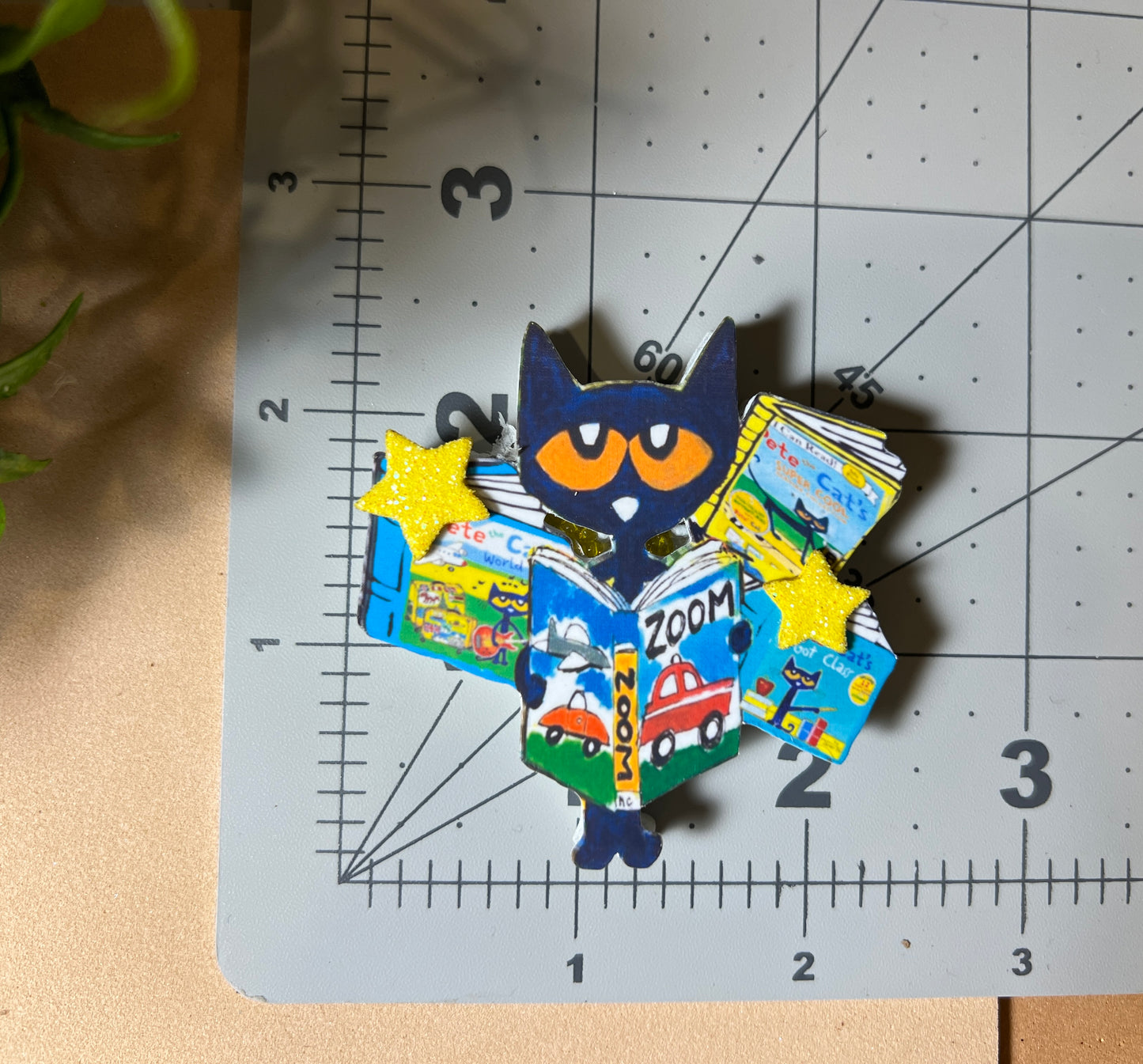 Pete the Cat Shaker Kit